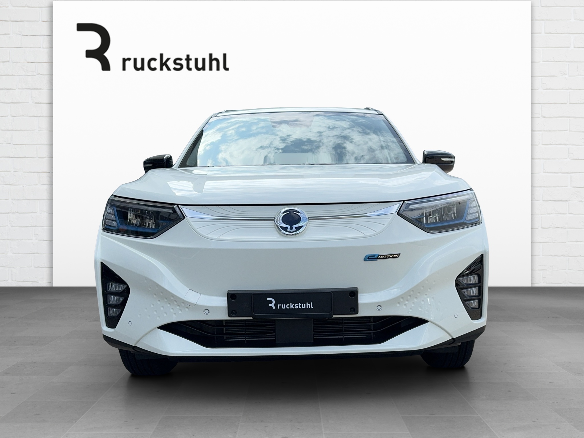 KGM Korando eMotion Titanium