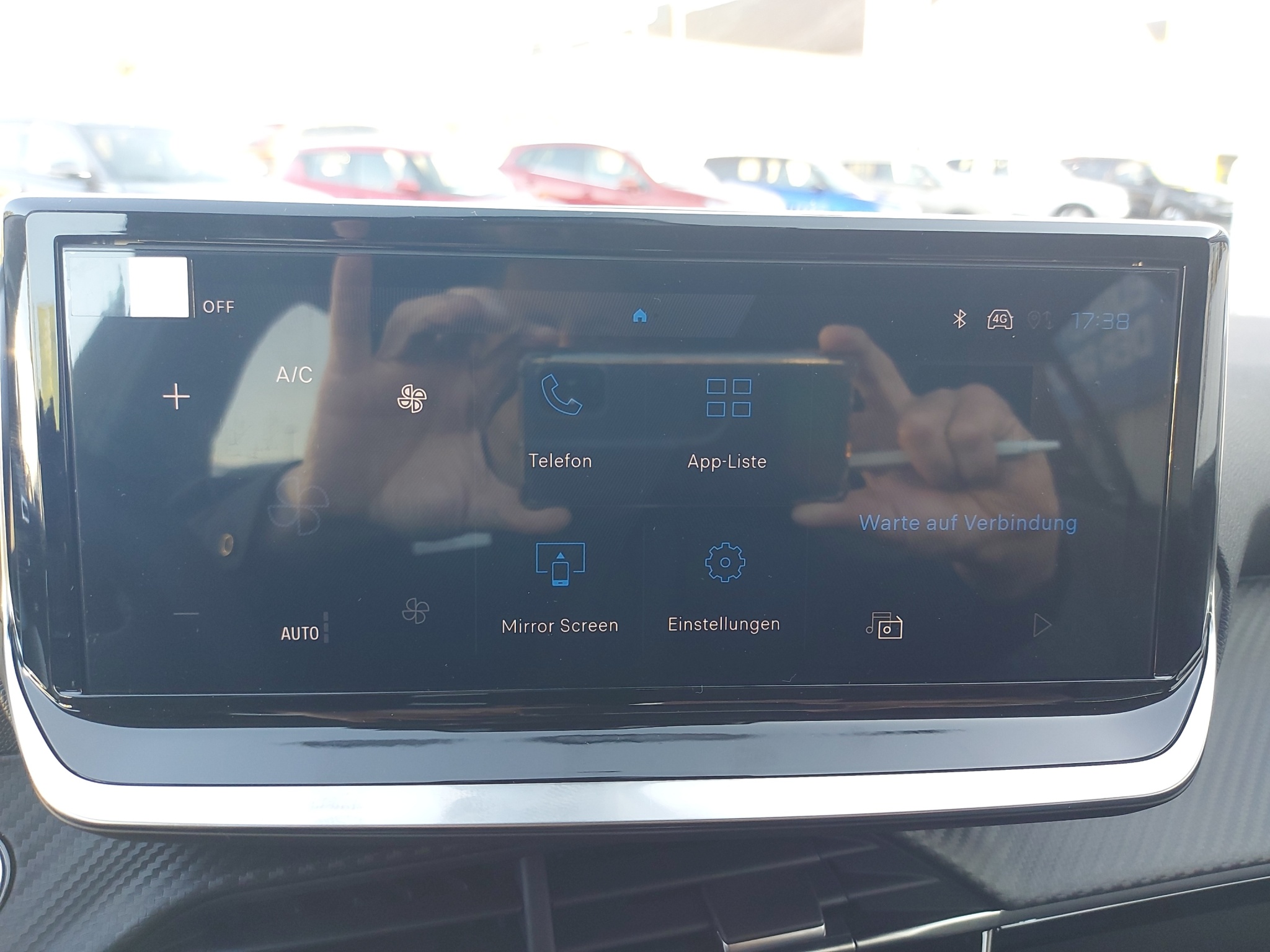 Peugeot 208 1.2 Hybrid Allure Premium