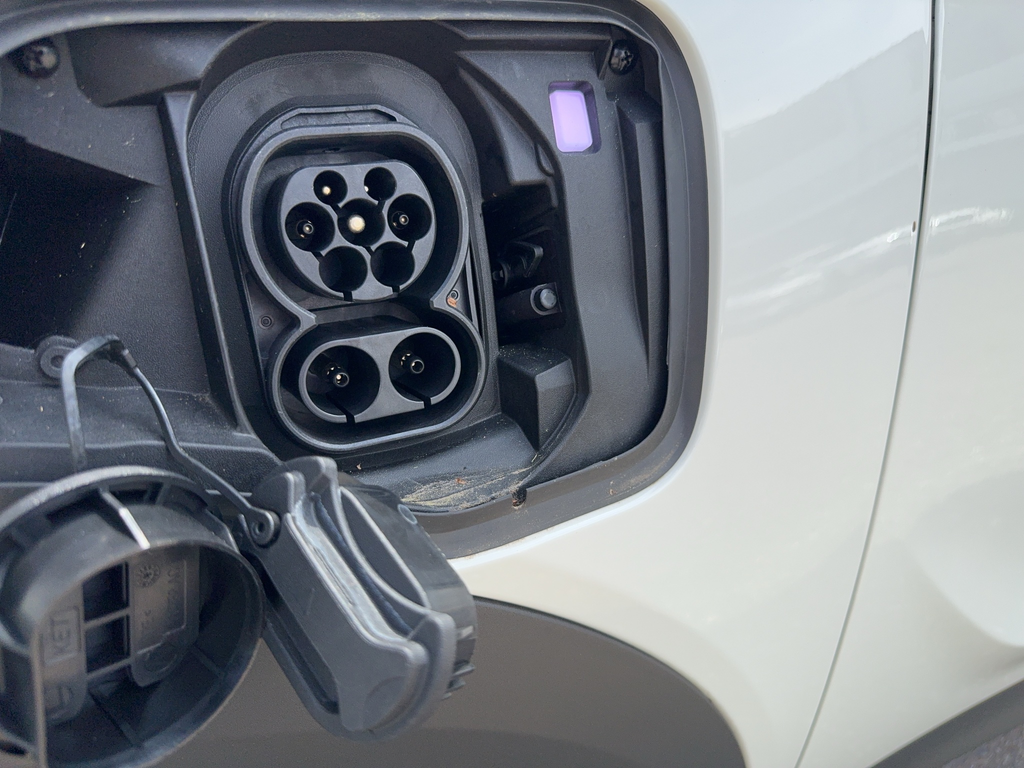 KGM Korando eMotion Titanium