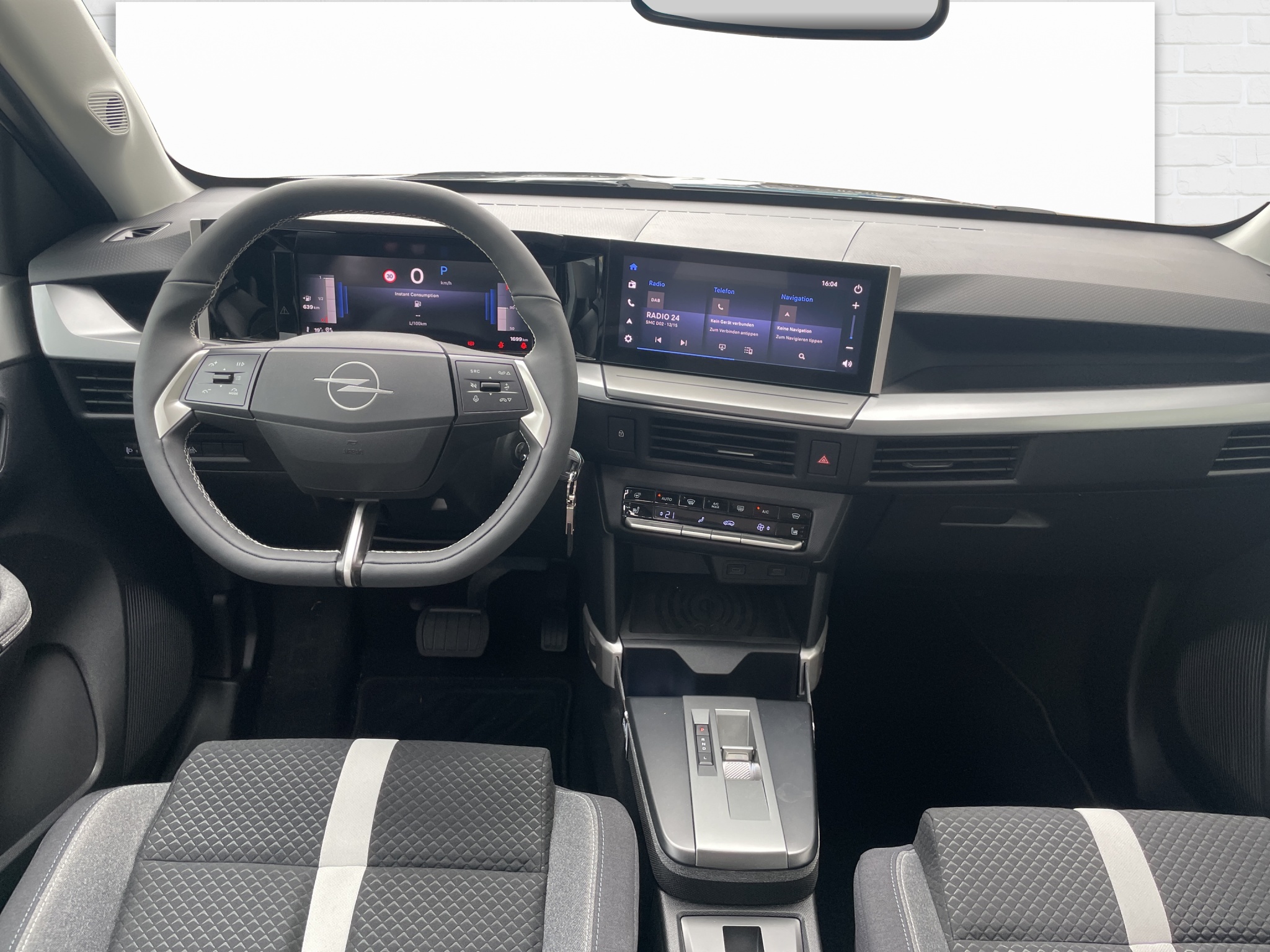 Opel Frontera 1.2 T HEV 145 GS