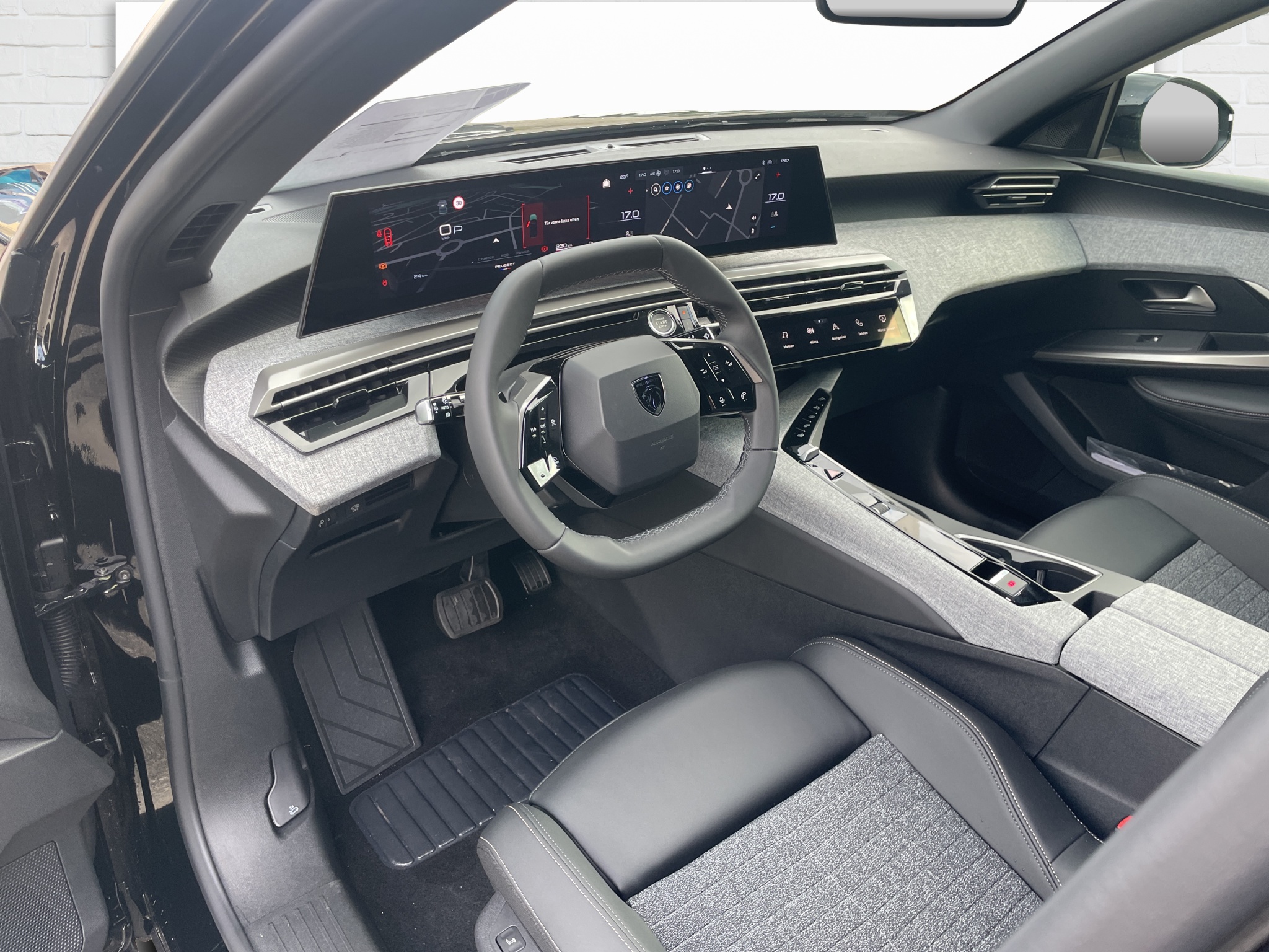 Peugeot 5008 1.2 Hybrid Allure Premium
