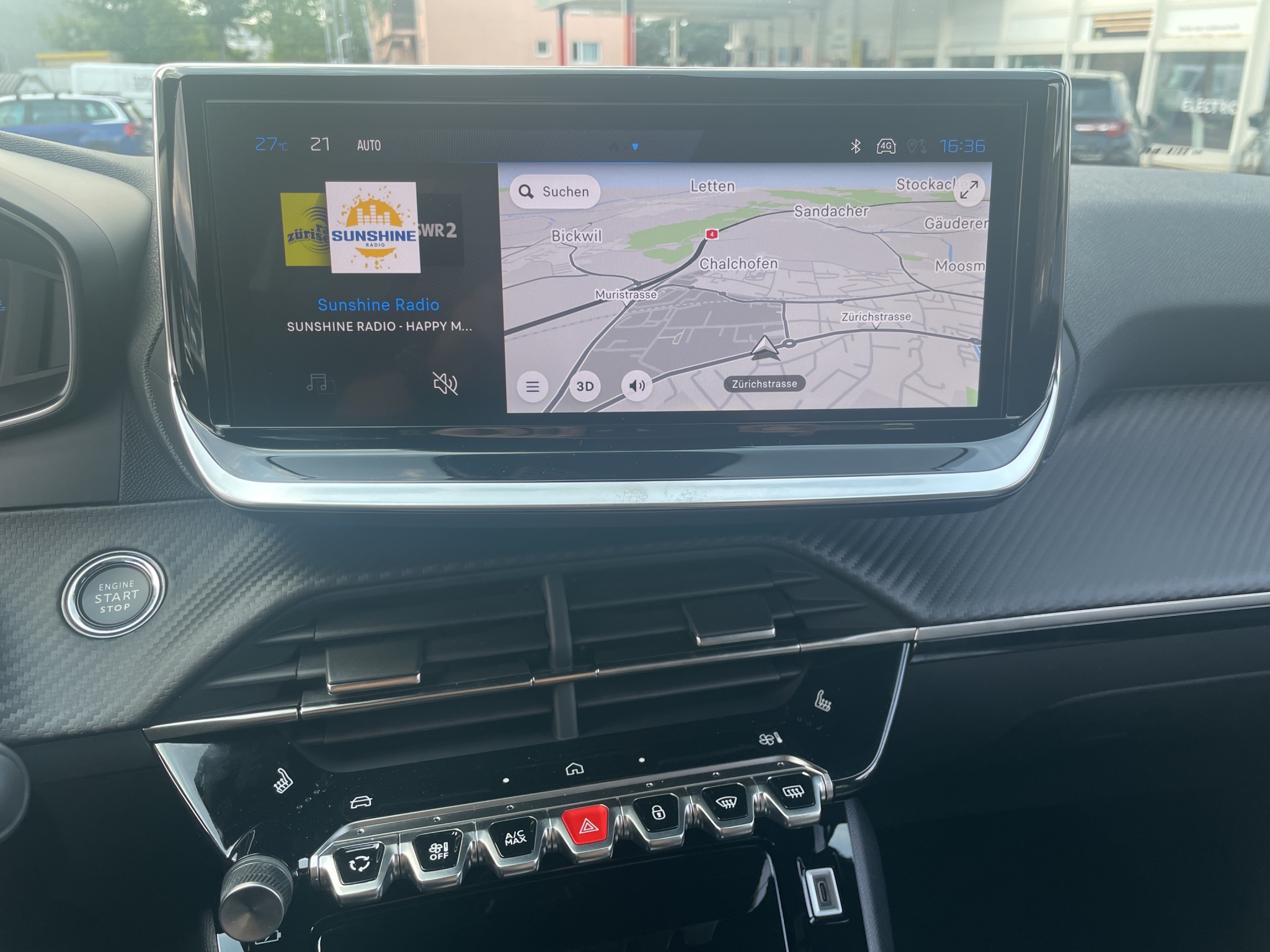 Peugeot 2008 1.2 Hybrid Allure Premium