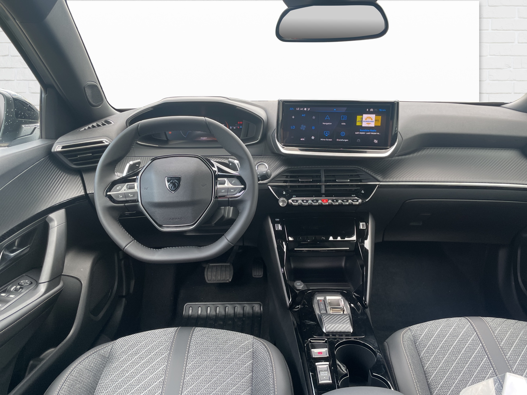 Peugeot 2008 1.2 Hybrid Allure Premium