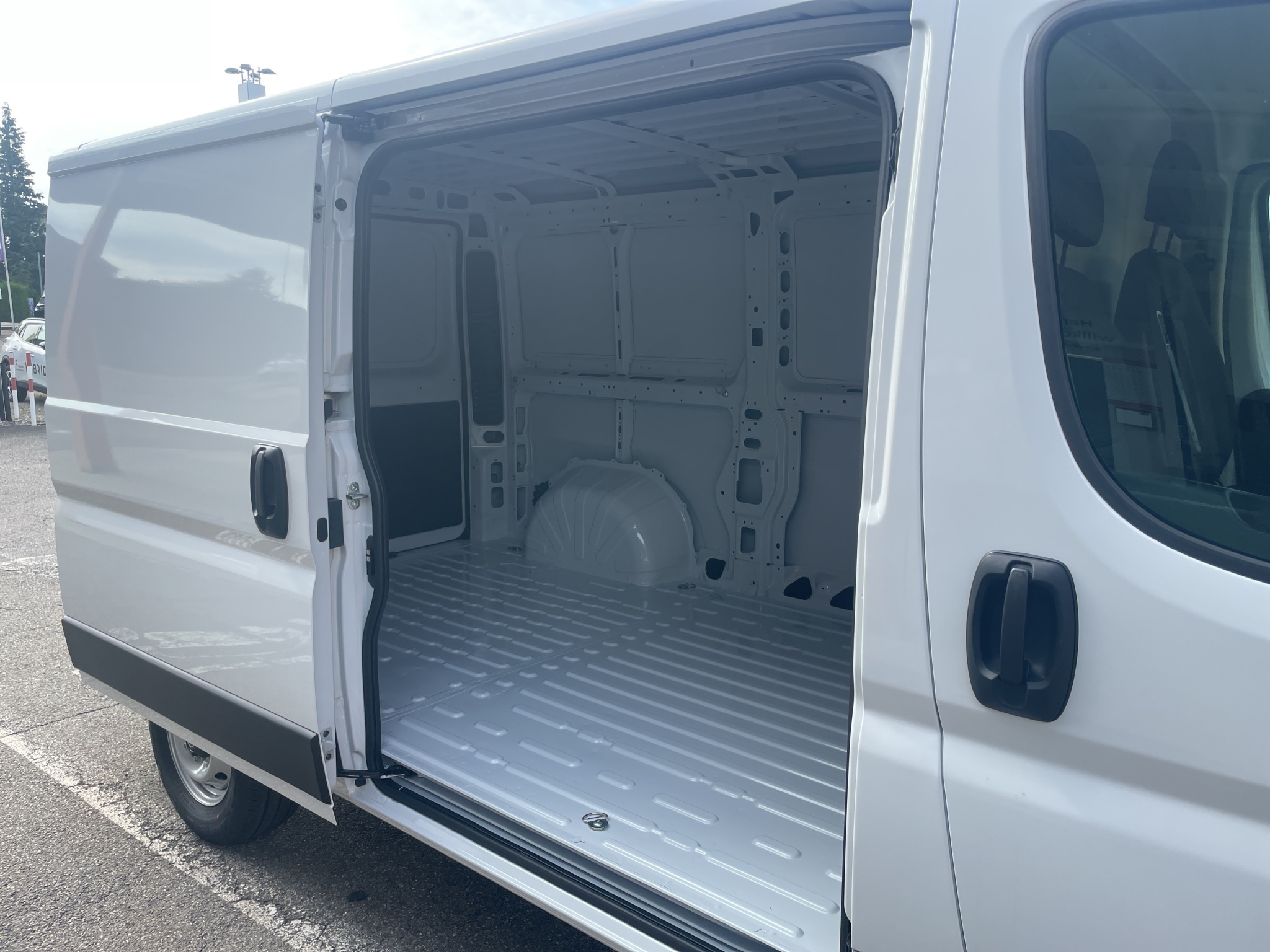 Opel Movano Kaw. 3.5 t L2 H1 2.2 TD 140