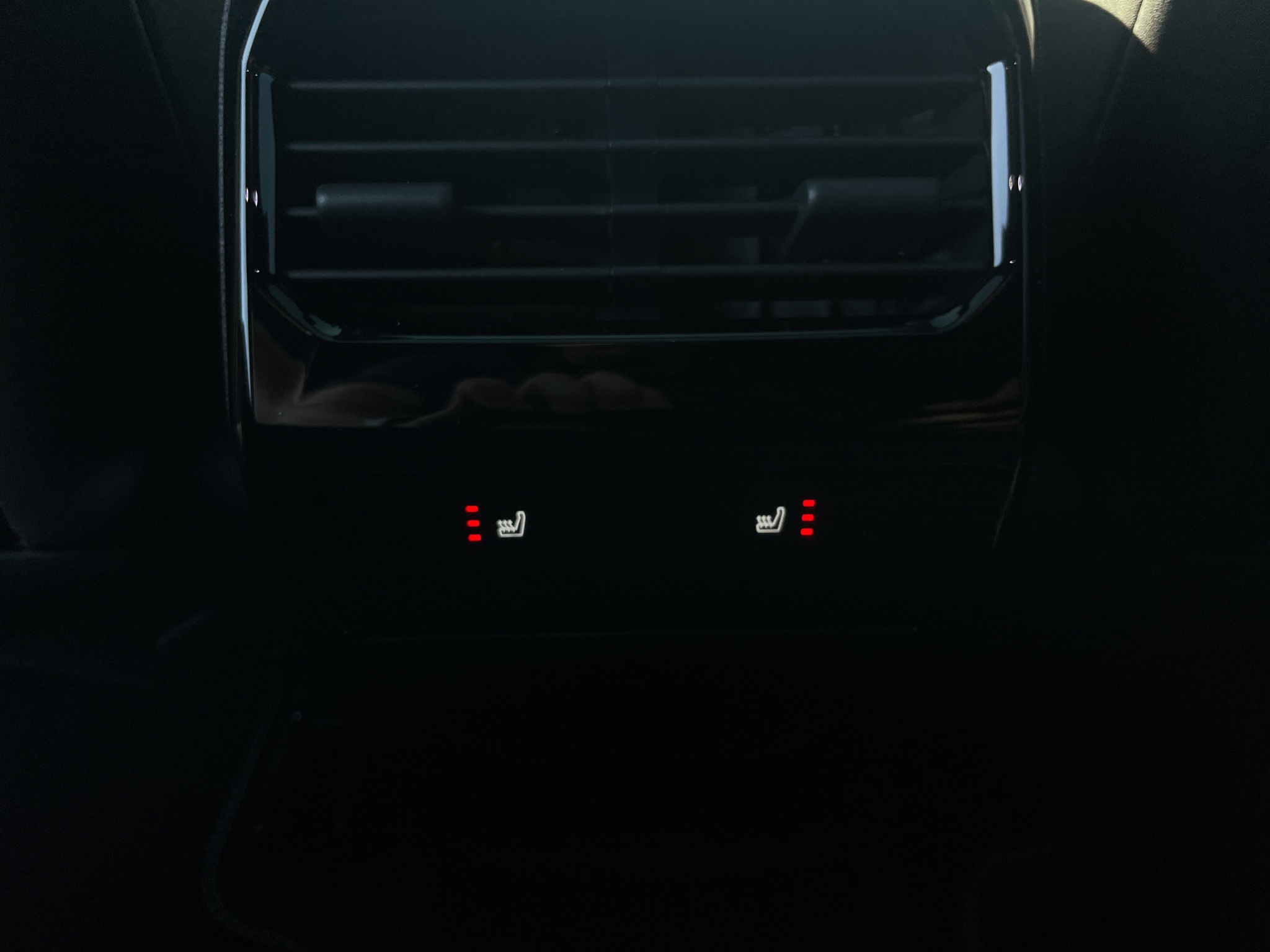 Peugeot 3008 e-Launch Edition AWD