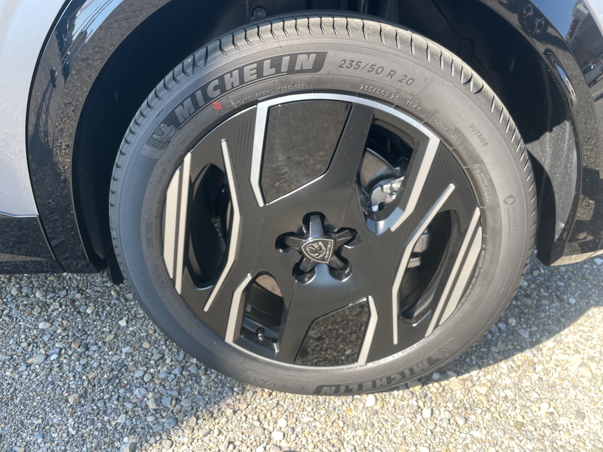 Peugeot 3008 e-Launch Edition AWD