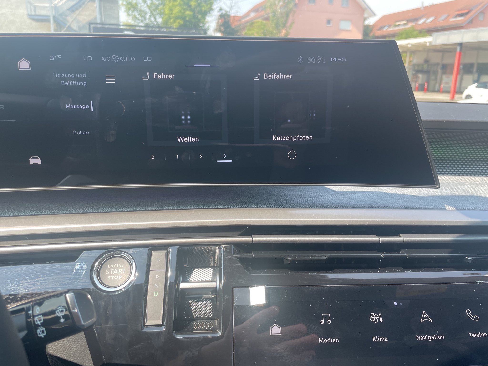 Peugeot 5008 e-Launch Edition AWD