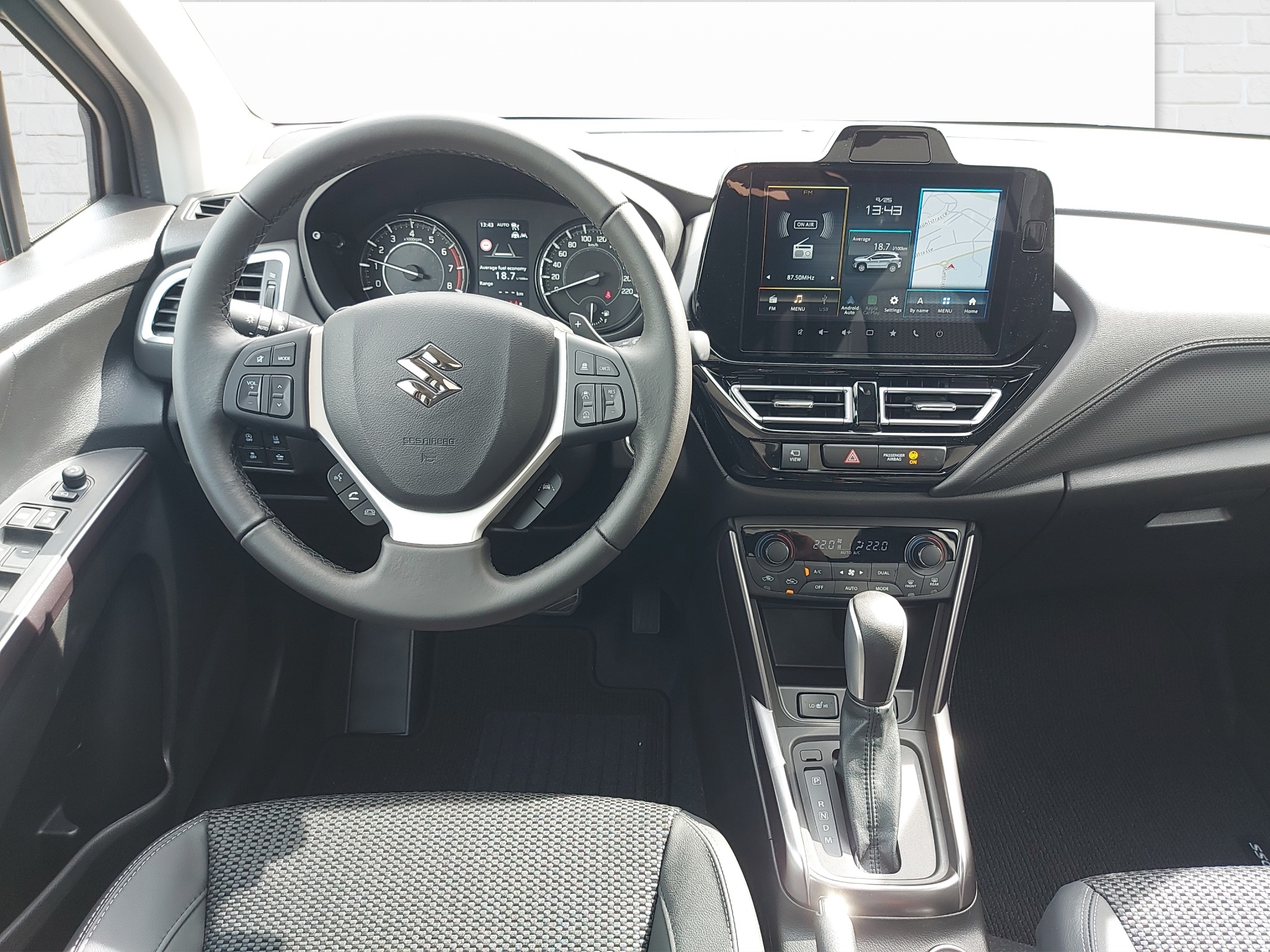 Suzuki S-Cross 1.4 T Compact Top Hybrid 4x4