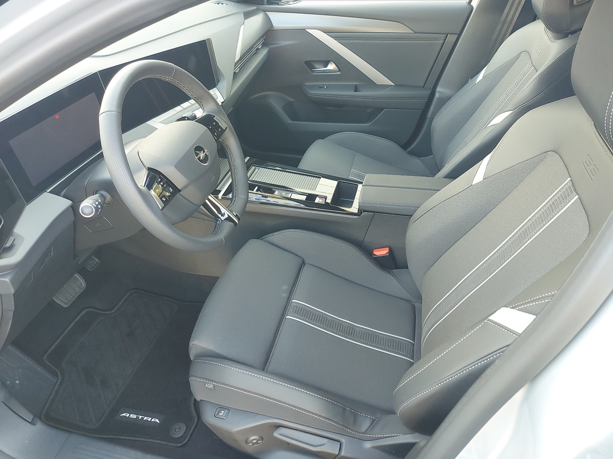 Opel Astra Sports Tourer 1.2 T Hybrid GS