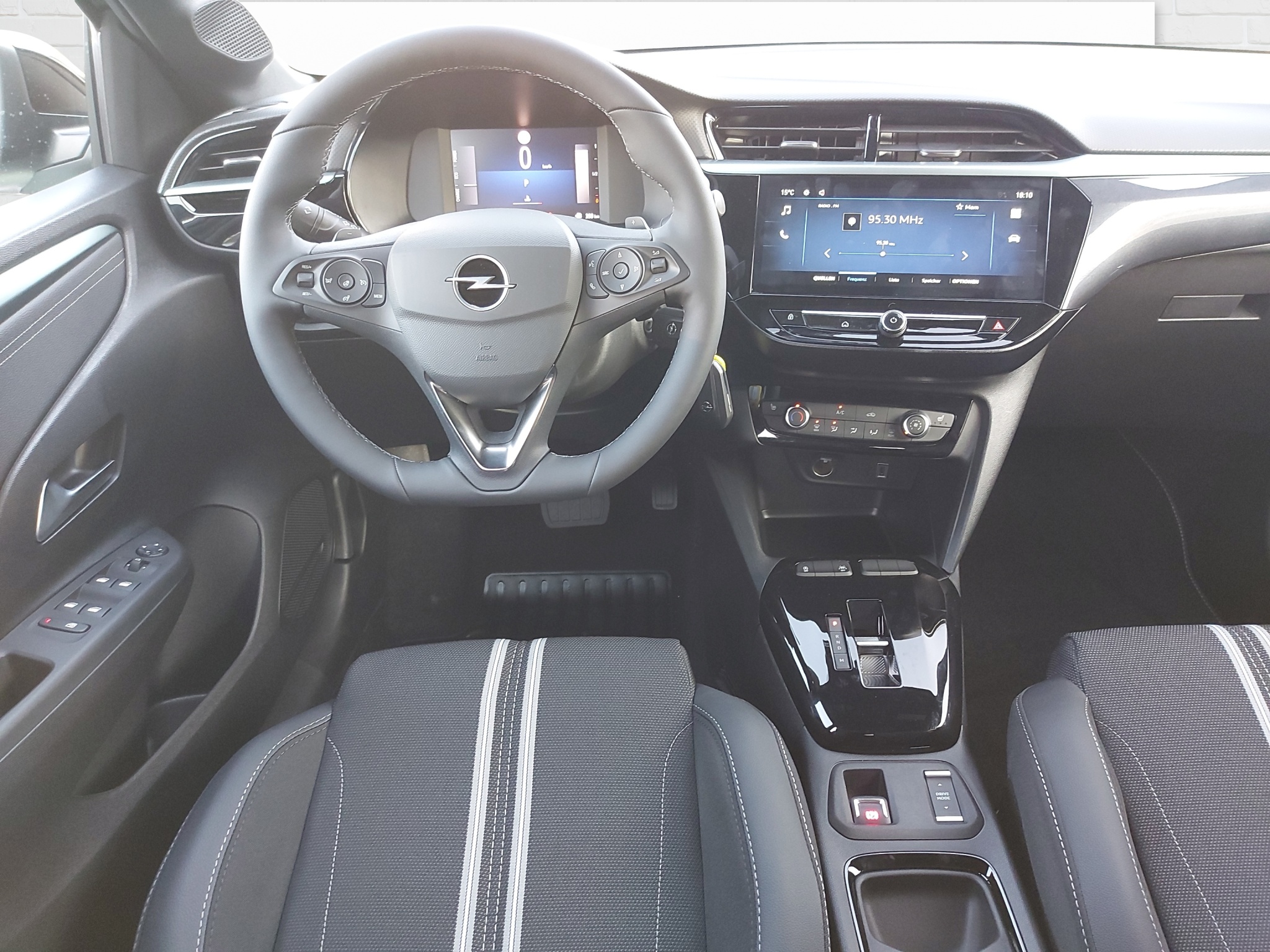 Opel Corsa 1.2 T Hybrid Sporthilfe