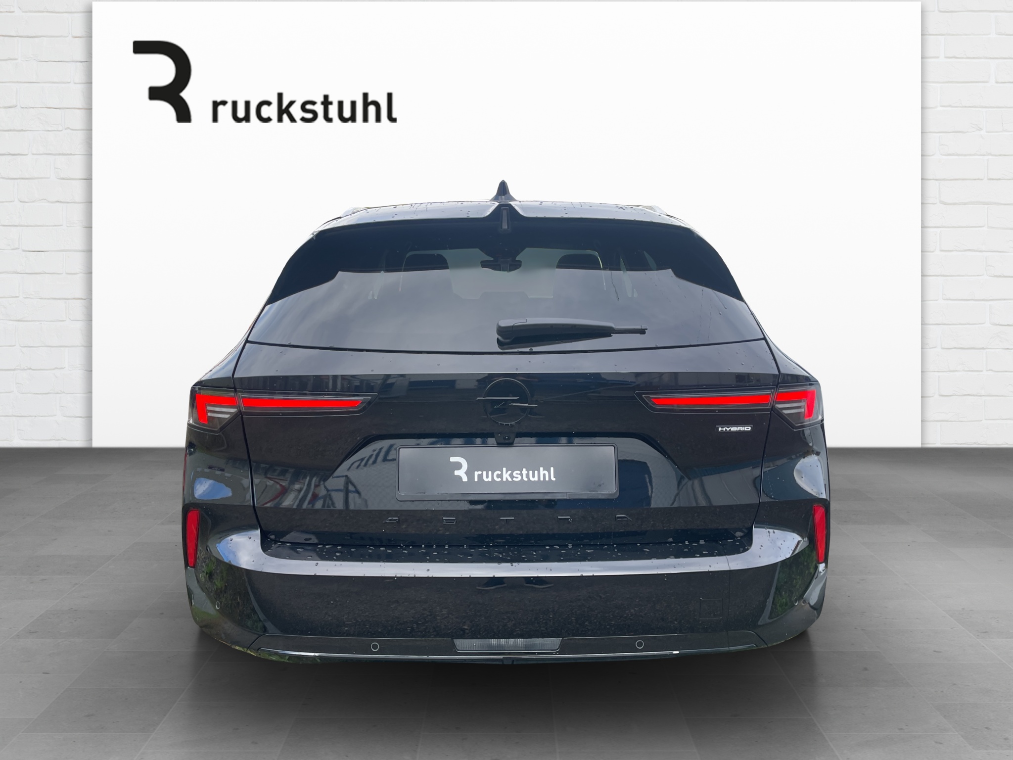 Opel Astra Sports Tourer 1.6 T PHEV 180 Swiss Plus