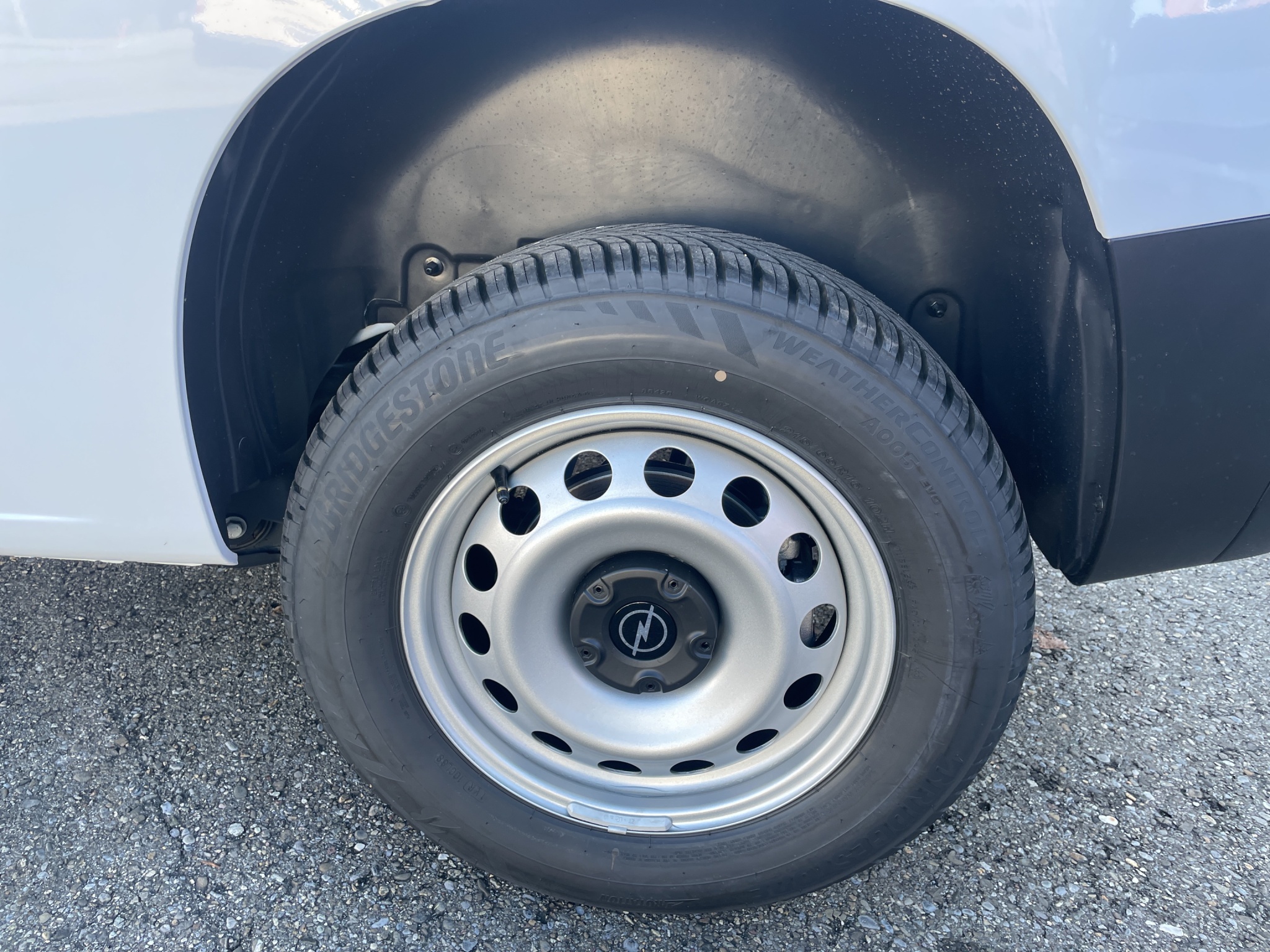 Opel Combo Cargo 2.4 t 1.5 D S/S Dangel 4x4