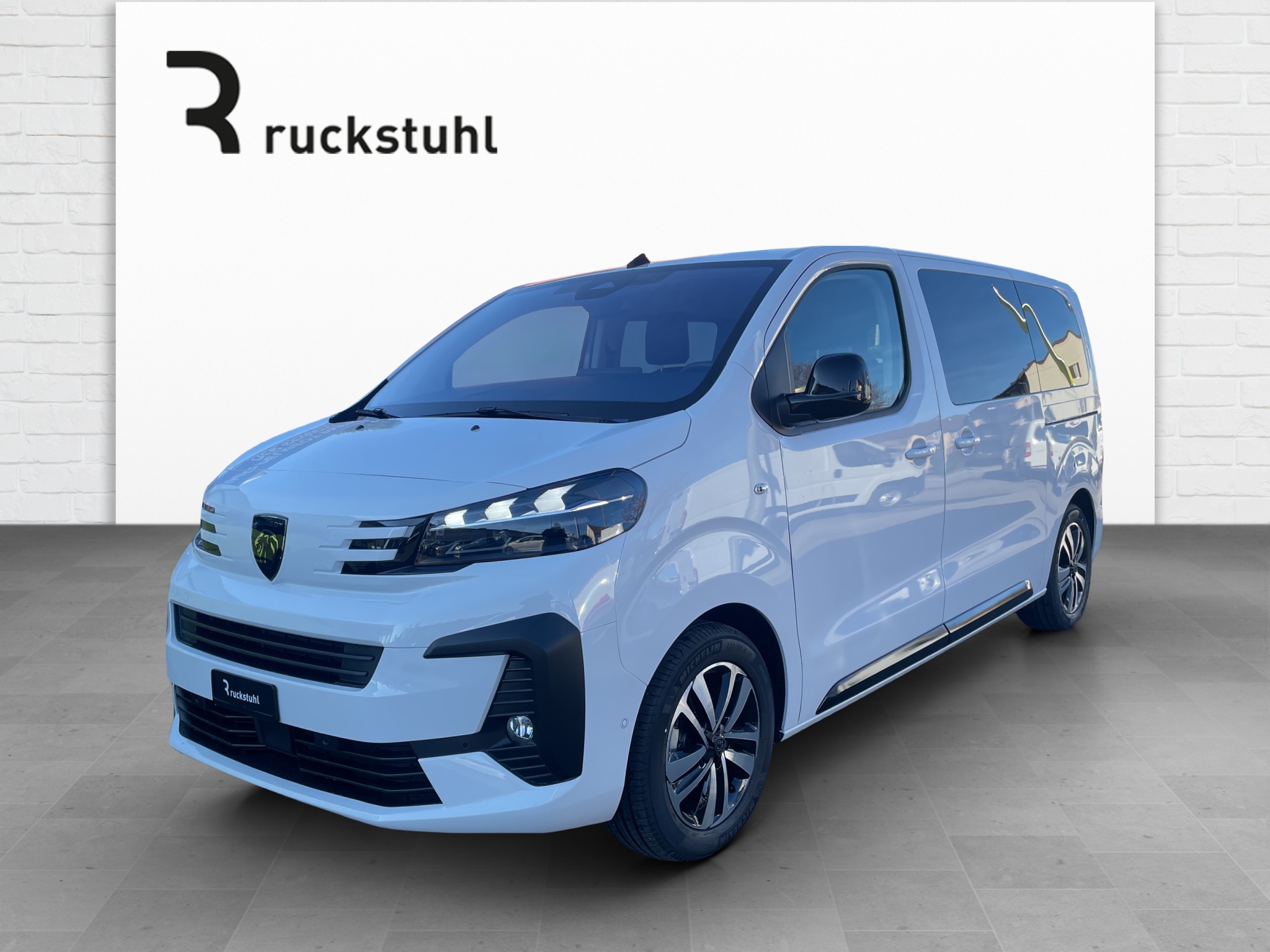 Peugeot Traveller Standard 2.2 BlueHDi 180 Business VIP S/S