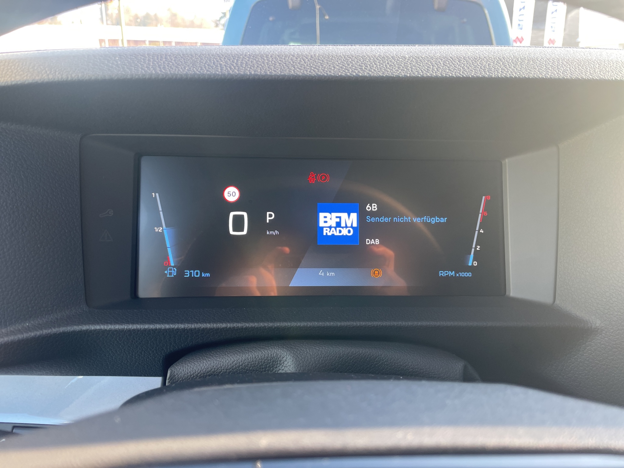 Peugeot Traveller Standard 2.2 BlueHDi 180 Business VIP S/S