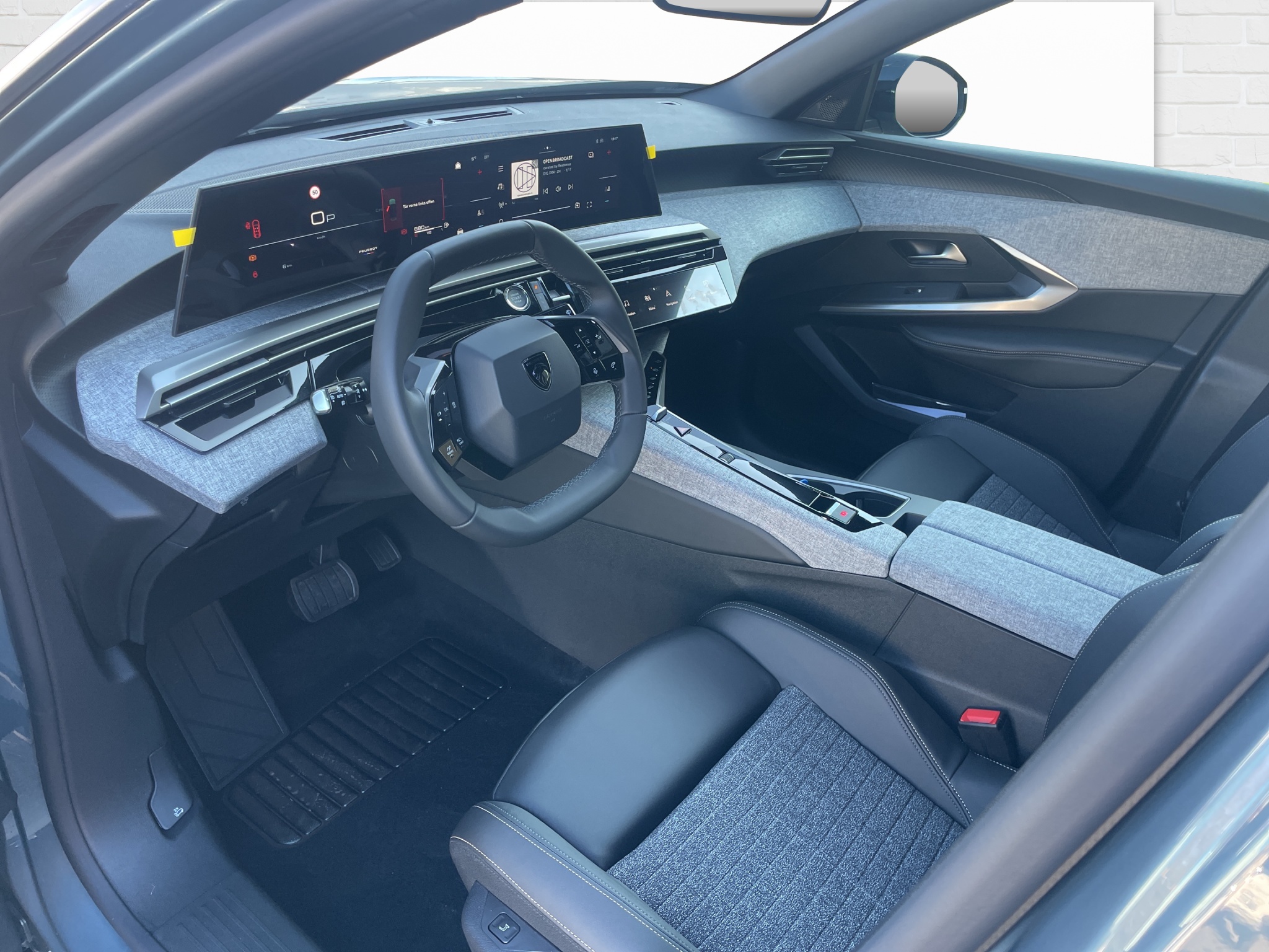 Peugeot 3008 1.2 Hybrid Allure Premium