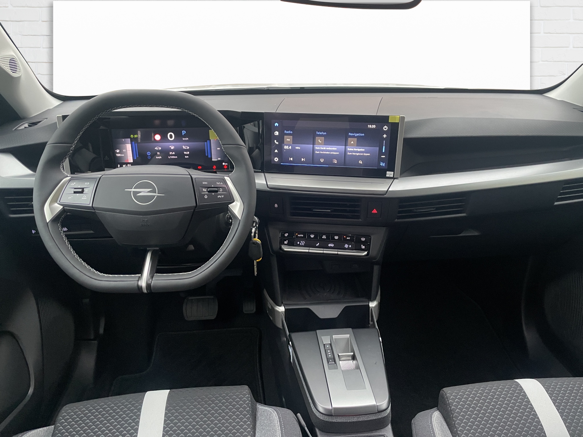 Opel Frontera 1.2 T HEV 145 GS