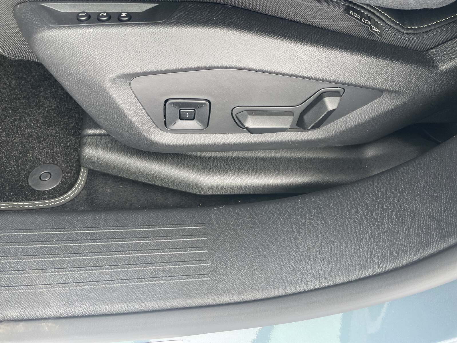 Peugeot 5008 1.6 PHEV GT