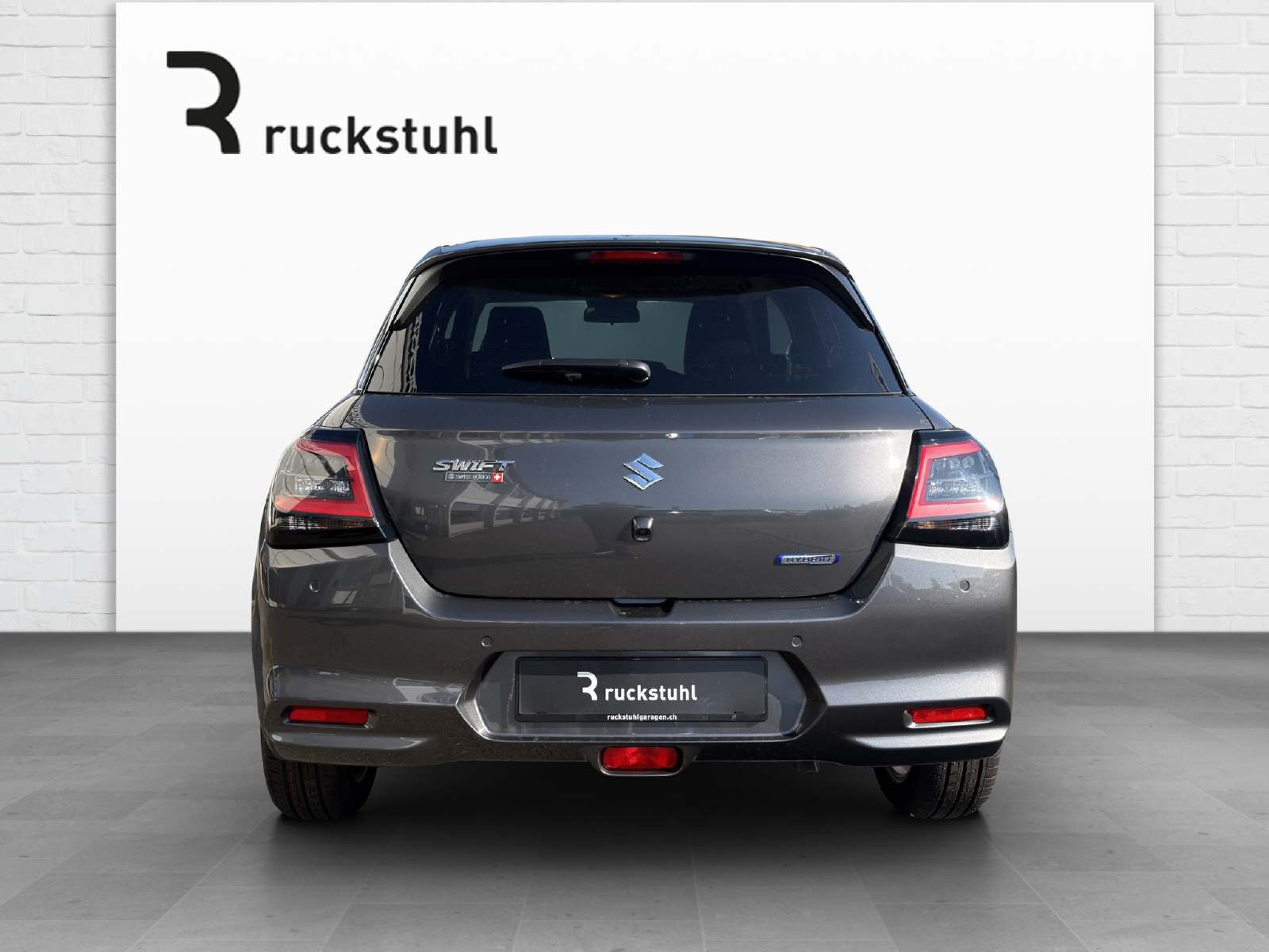 Suzuki Swift 1.2 Sakura Top Hybrid