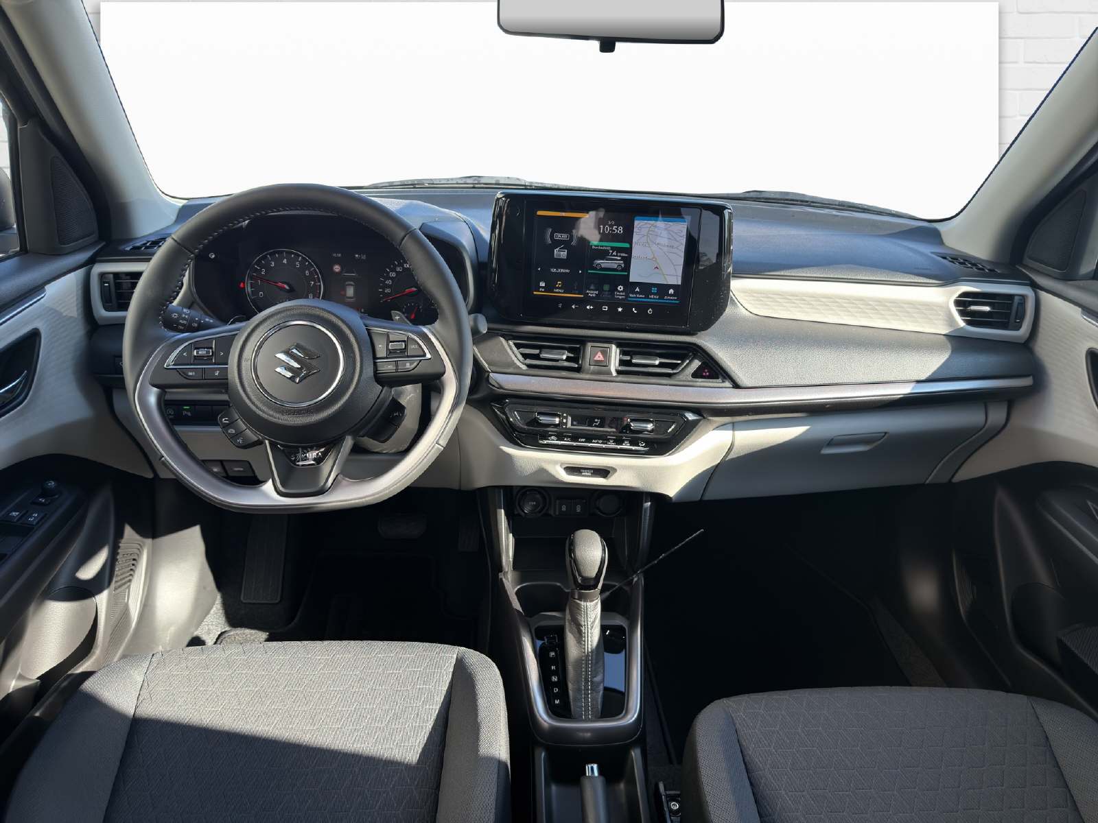 Suzuki Swift 1.2 Sakura Top Hybrid