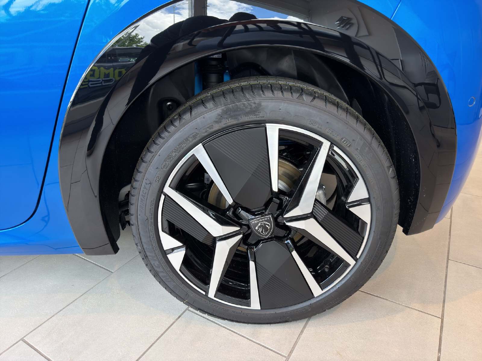 Peugeot 208 e-GT
