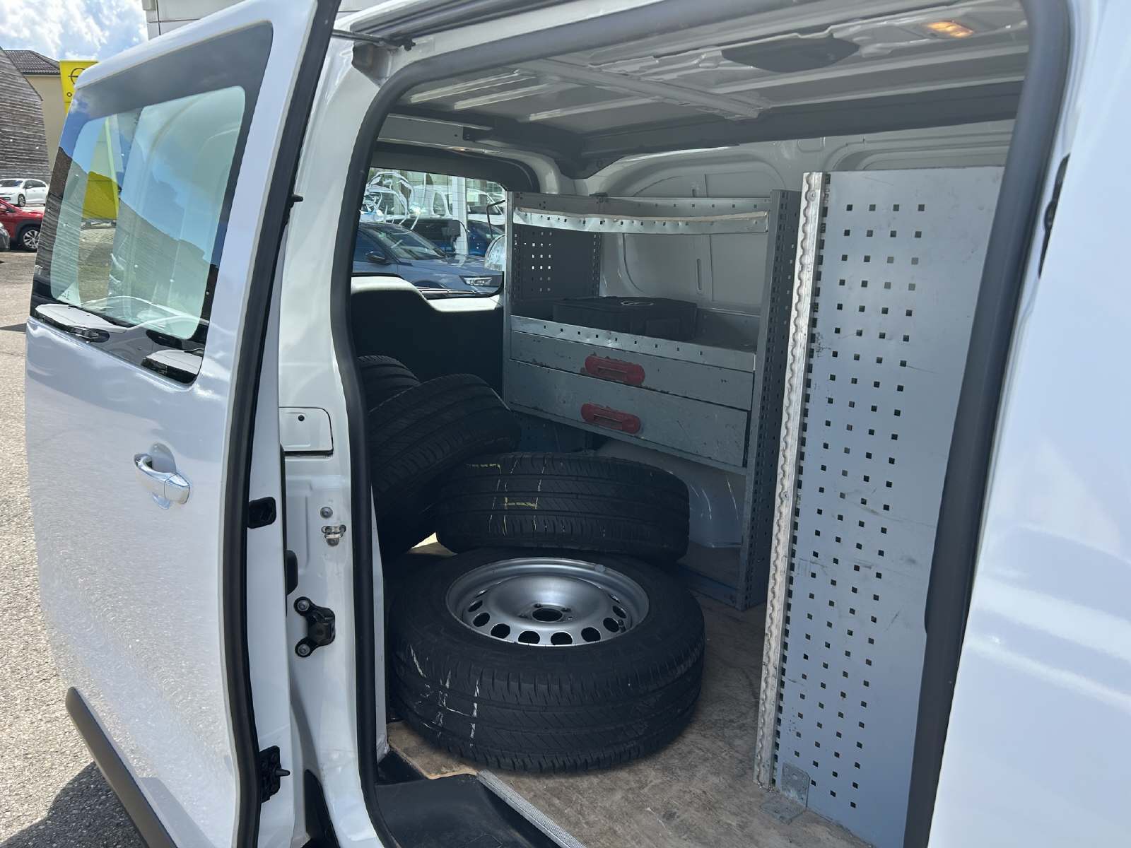 Opel Vivaro-e Cargo 2.7 t M 50kWh Enjoy