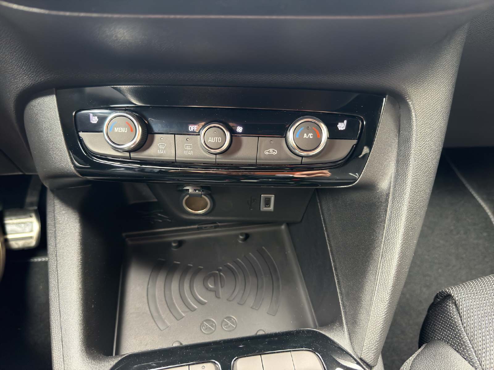 Opel Corsa-e 156 GS