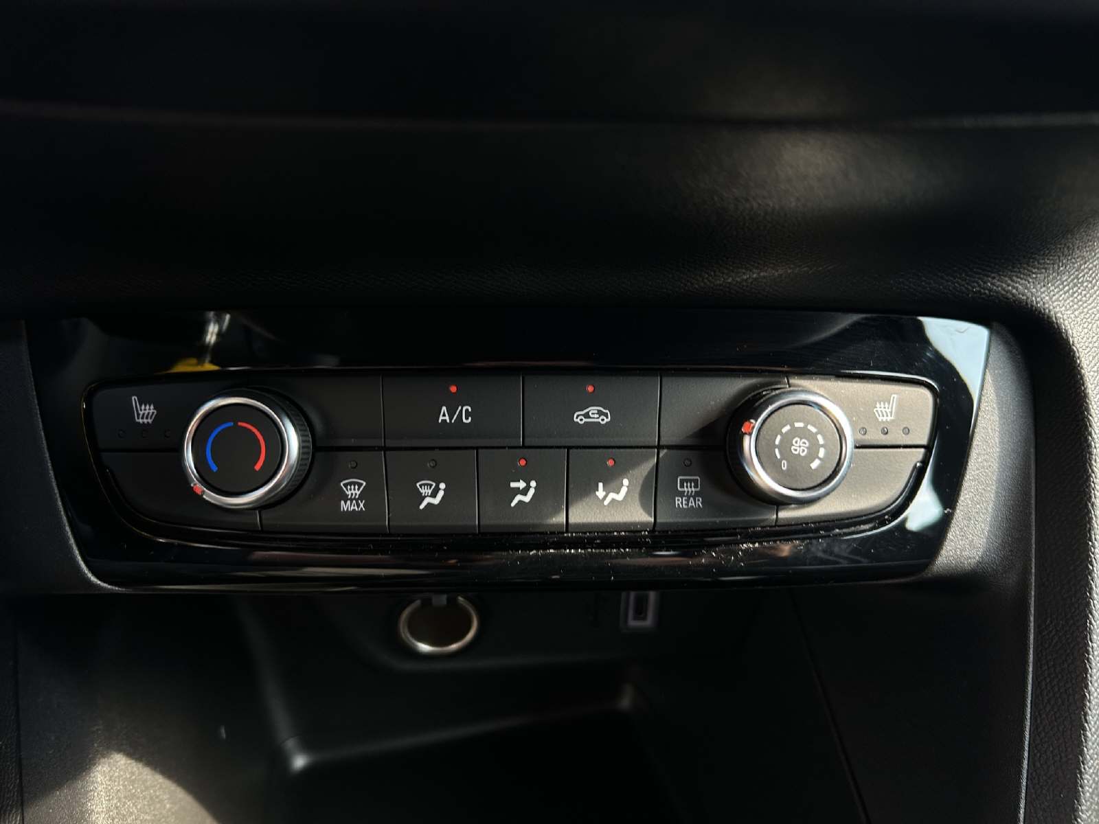 Opel Corsa 1.2 T Hybrid Viva