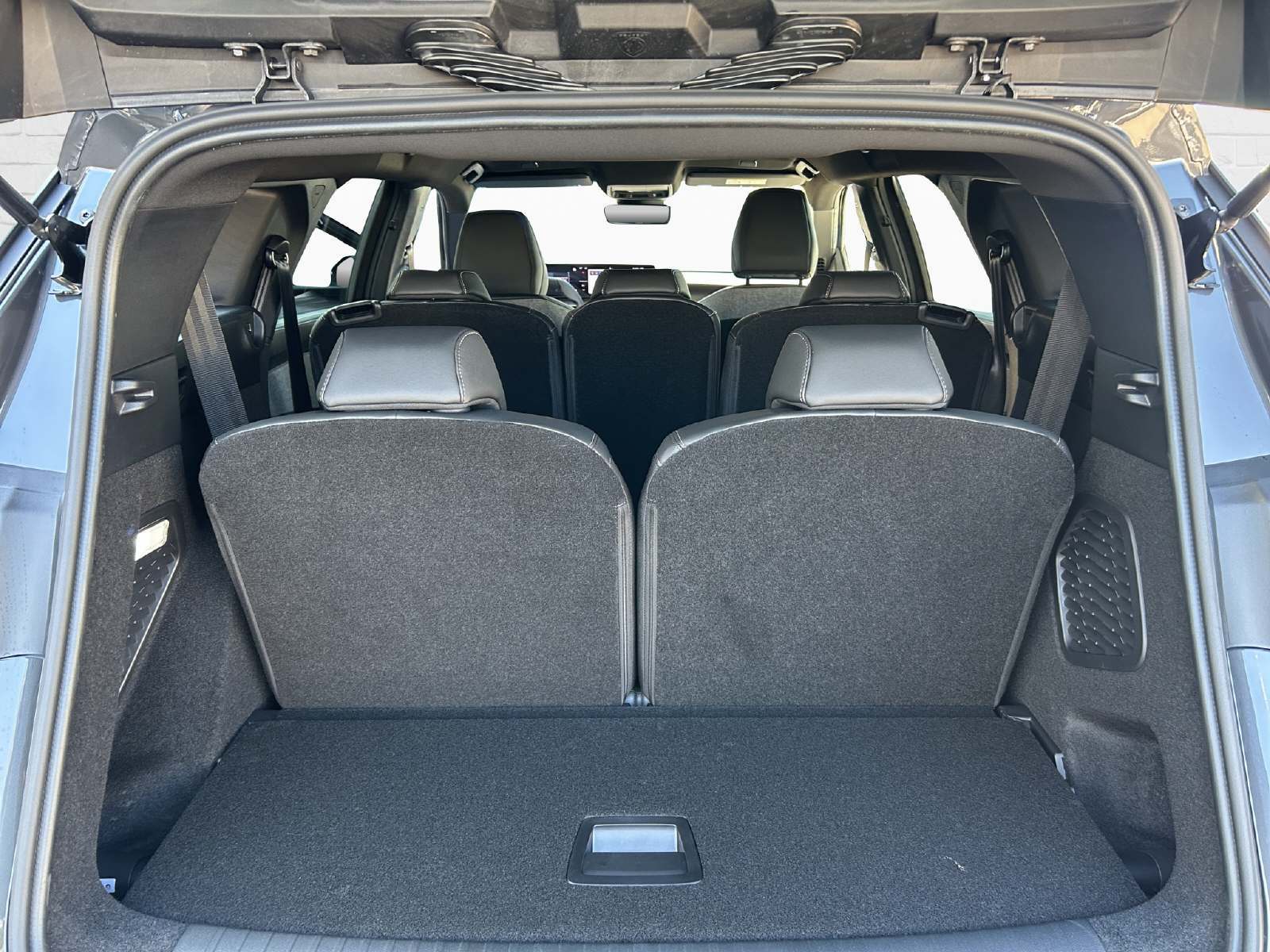 Peugeot 5008 1.2 Hybrid Allure Premium