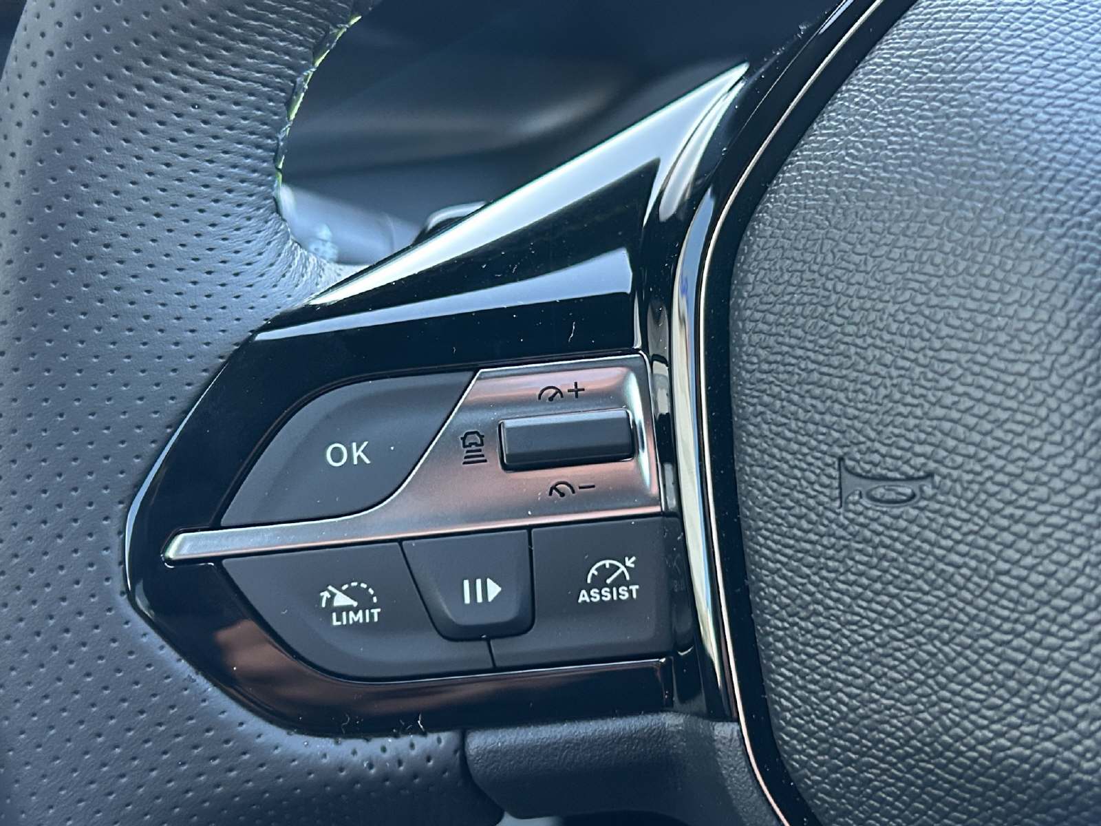 Peugeot 308 1.2 Hybrid GT