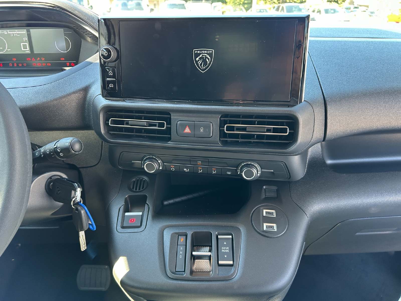 Peugeot e-Partner Kaw. 800 Standard 50 kWh