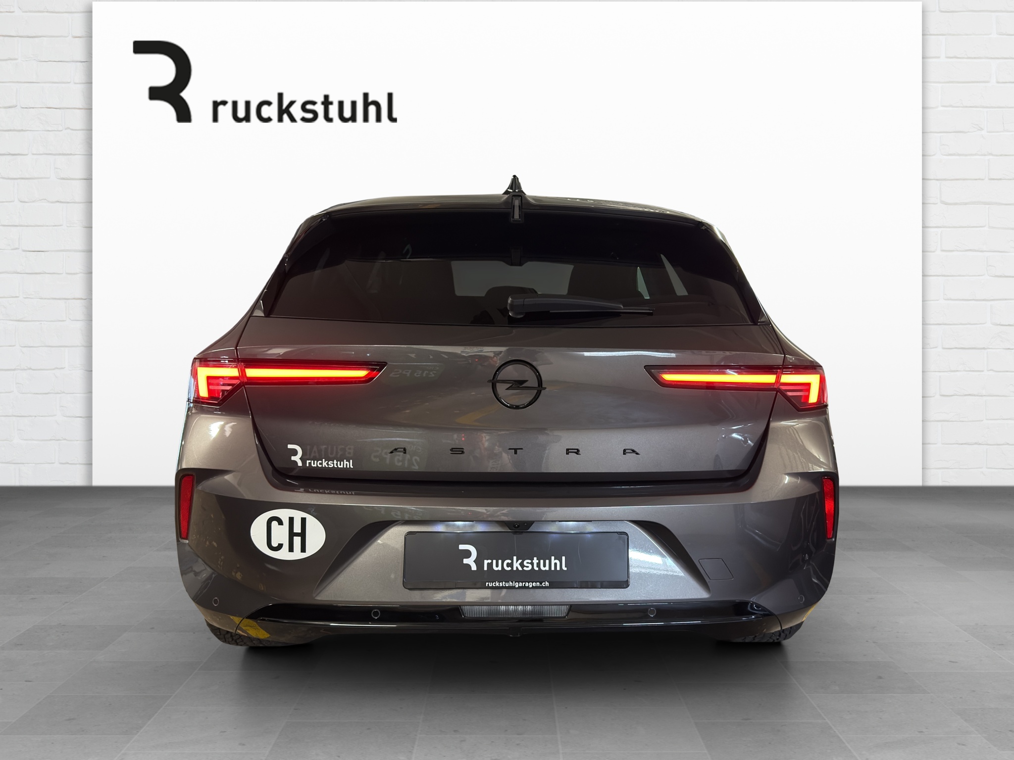 Opel Astra 1.2 T 130 Swiss Plus