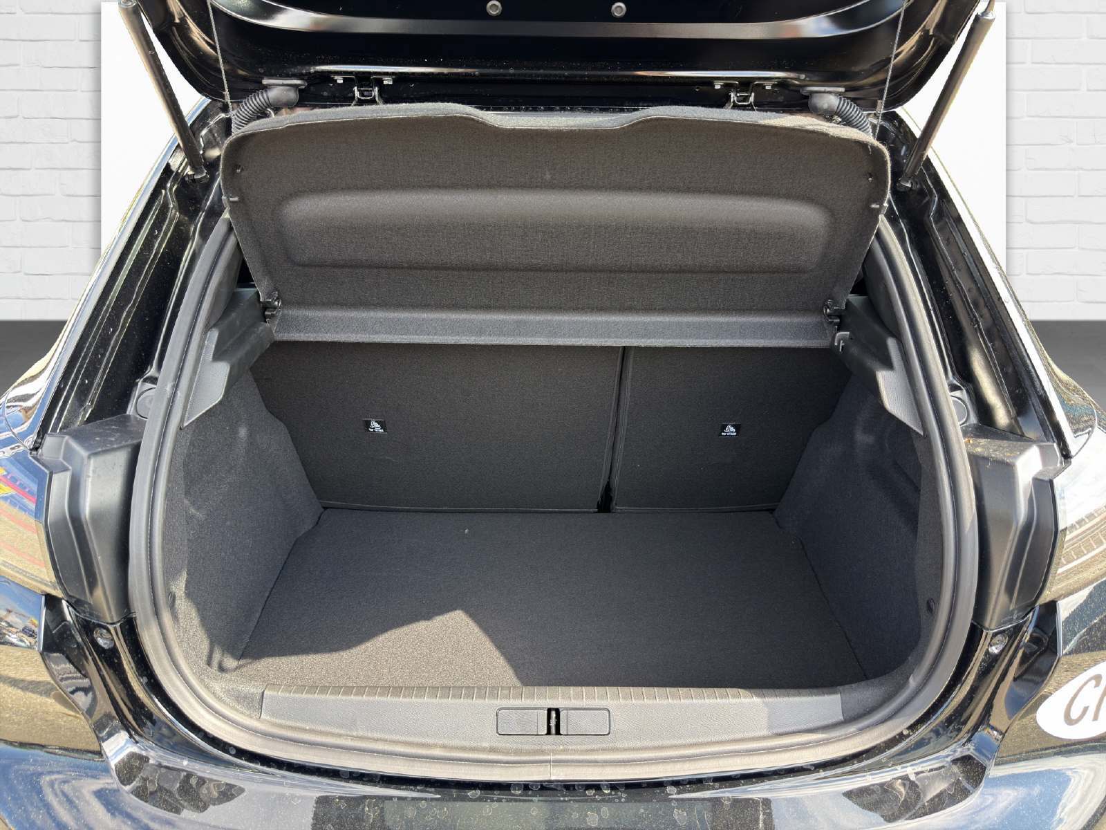 Peugeot 208 1.2 Hybrid 145 GT